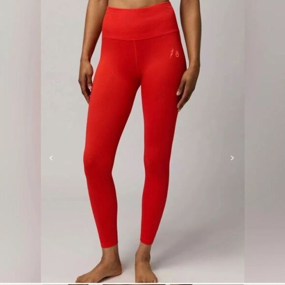 NWT Spiritual Gangster x Kendall Toole Never Knocked‎ Out Leggings Red Size M/L - Picture 1 of 16